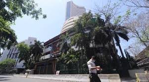 Sensex surges 622 pts; HDFC rallies over 5 pc