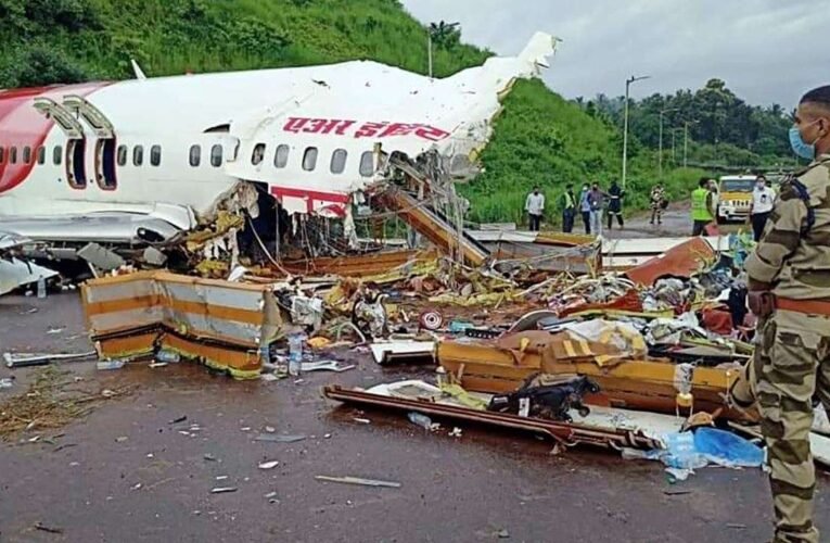 Kerala AI Express plane crash: Issues red-flagged by DGCA were addressed and rectified, says Aviation Minister HS Puri